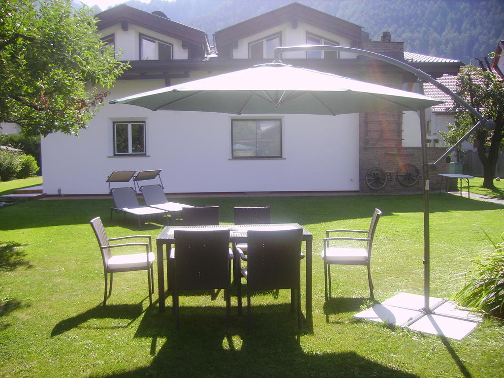 Active Apart Central Ried im Oberinntal Rum bild